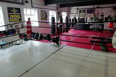 Realiza tu entrenamiento de Muay Thai en el gimnasio Hammer center