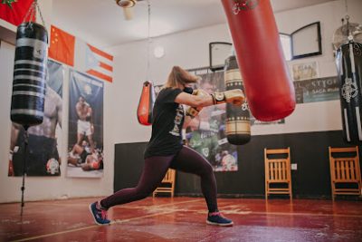 Realiza tu entrenamiento de Muay Thai en el gimnasio Club Boxeo Mano de Piedra Mairena del Aljarafe