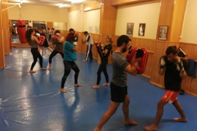 Realiza tu entrenamiento de Muay Thai en el gimnasio Club Deportivo Angel Escribano