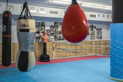 Realiza tu entrenamiento de Muay Thai en el gimnasio Gimnasio Arenas