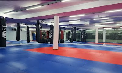Realiza tu entrenamiento de Muay Thai en el gimnasio AtomSport Inca