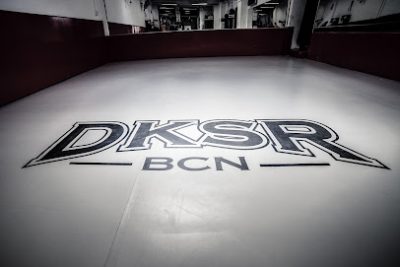 Realiza tu entrenamiento de Muay Thai en el gimnasio DKSR Gimnasio Barcelona