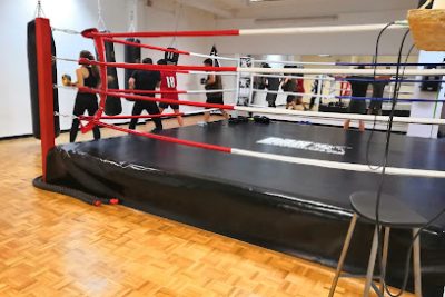 Realiza tu entrenamiento de Muay Thai en el gimnasio Club Boxeo Elite