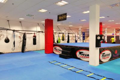 Realiza tu entrenamiento de Muay Thai en el gimnasio Centro Deportivo GdO -Guante de oro-