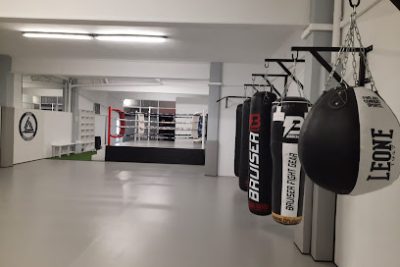 Realiza tu entrenamiento de Muay Thai en el gimnasio Apolo Fight Academy
