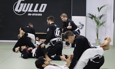 Realiza tu entrenamiento de Muay Thai en el gimnasio Gullo Jiu-Jitsu Barcelona