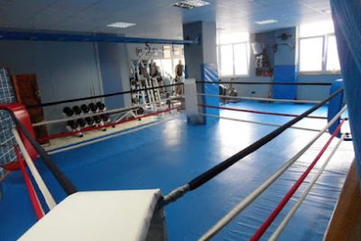 Realiza tu entrenamiento de Muay Thai en el gimnasio Gimnasio Contact