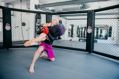 Realiza tu entrenamiento de Muay Thai en el gimnasio Granada MMA