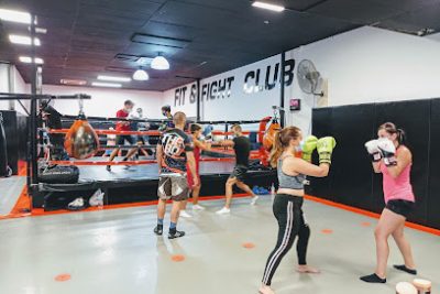 Realiza tu entrenamiento de Muay Thai en el gimnasio The Box Fit and Fight Club