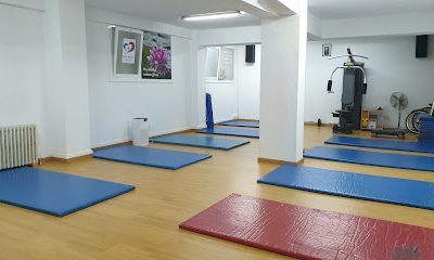 Realiza tu entrenamiento de Muay Thai en el gimnasio Entrenamiento Funcional Coruña - Pilates - Yoga - Defensa Personal - Taichi
