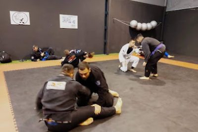 Entrena Muay Thai en el gimnasio RRTeam Cantabria