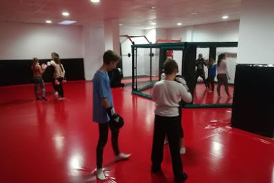 Realiza tu entrenamiento de Muay Thai en el gimnasio Submission Fight Club