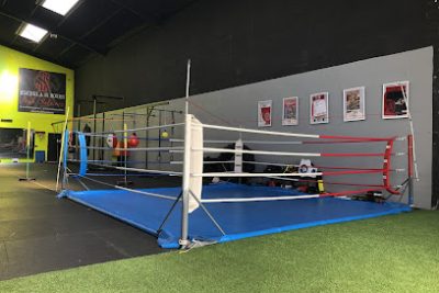 Entrena Muay Thai en el gimnasio Escuela de Boxeo Ivan Salcines