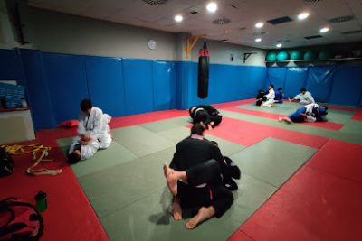 Realiza tu entrenamiento de Muay Thai en el gimnasio Gimnasio Tokuido