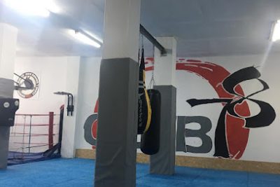 Entrena Muay Thai en el gimnasio Club de artes marciales 78