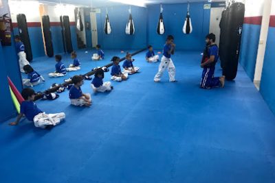 Entrena Muay Thai en el gimnasio Mix Martial Arts Sabadell